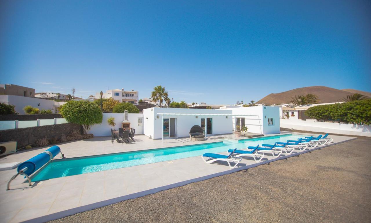 Casa Conil With A Private 25 Meter Heated Pool Vila Exterior foto